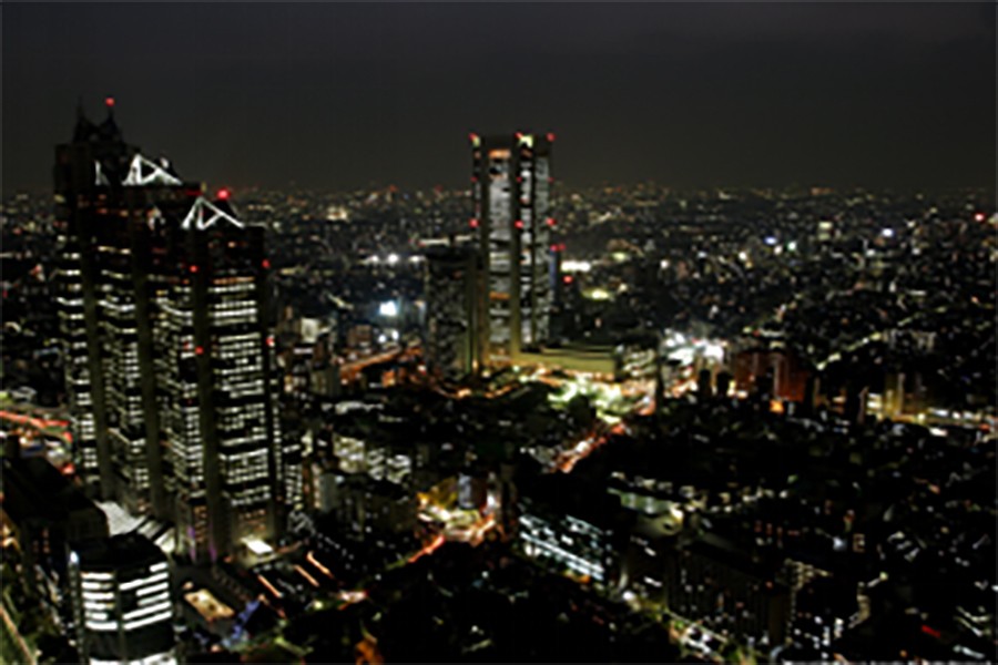 高樓夜景紅光奪目，你可知它們用處不??？